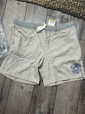 Chubbies Men's 7" inseam loungewear sweat shorts “The Weekend has Arrived”